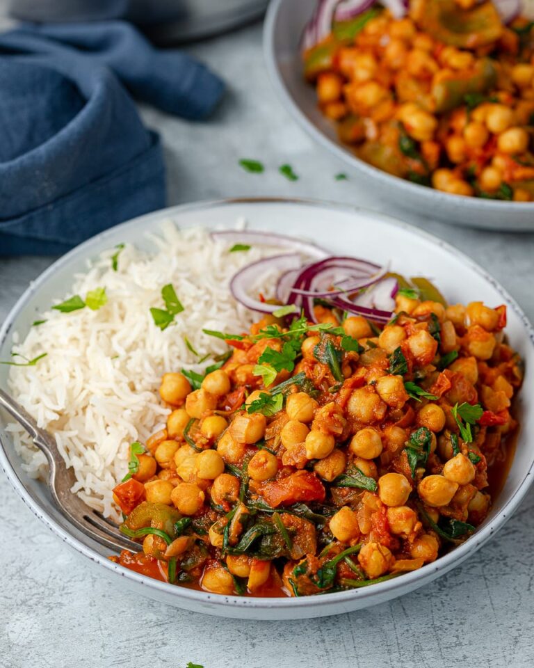 Easy Chickpea and Spinach Curry Recipe