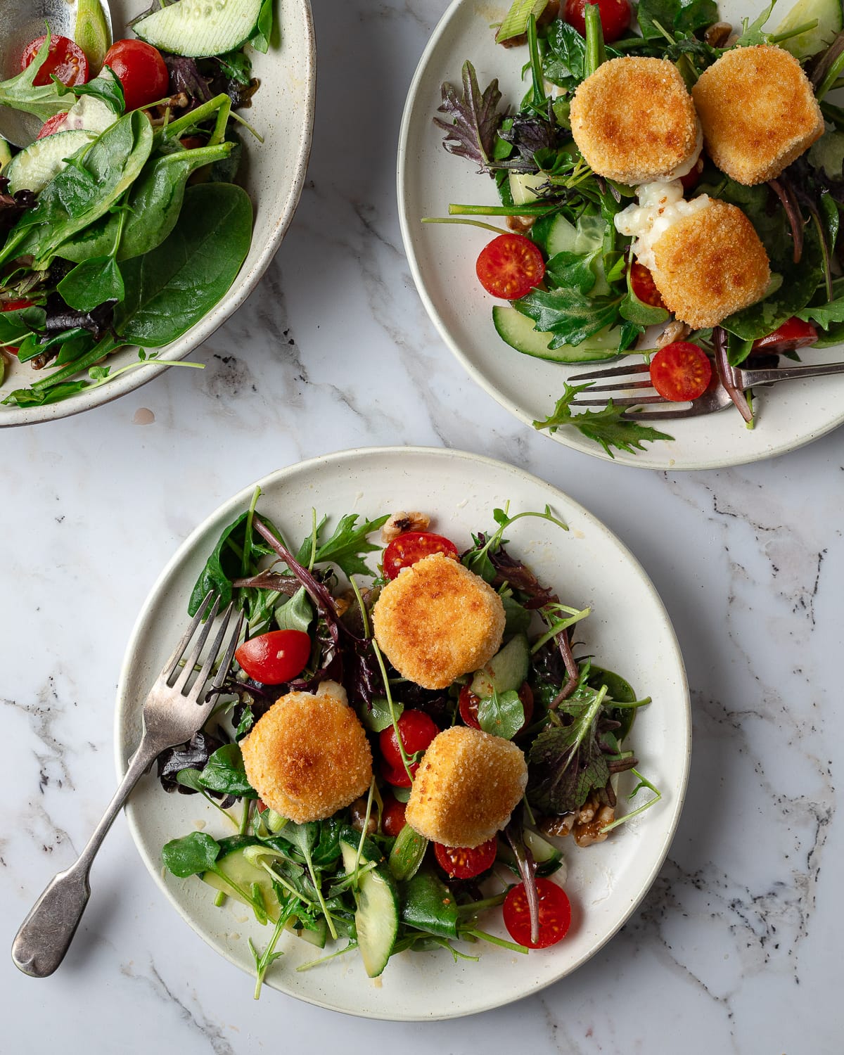 Goats cheese with salad
