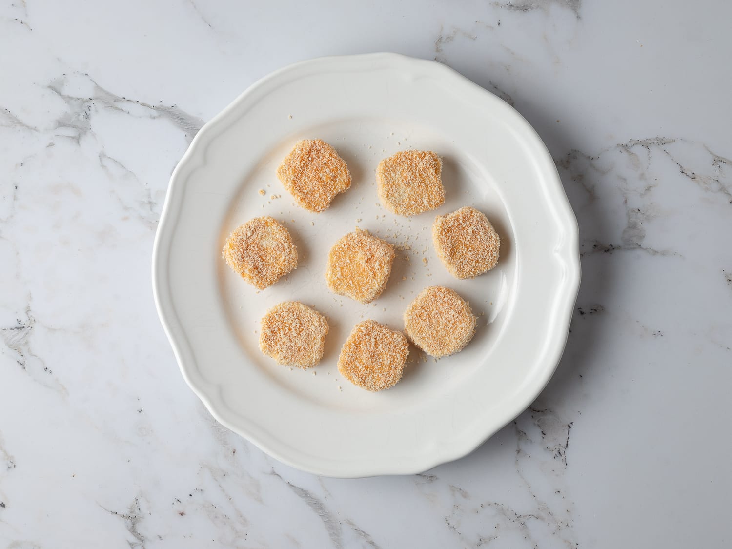goats cheese with breadcrumb mixture